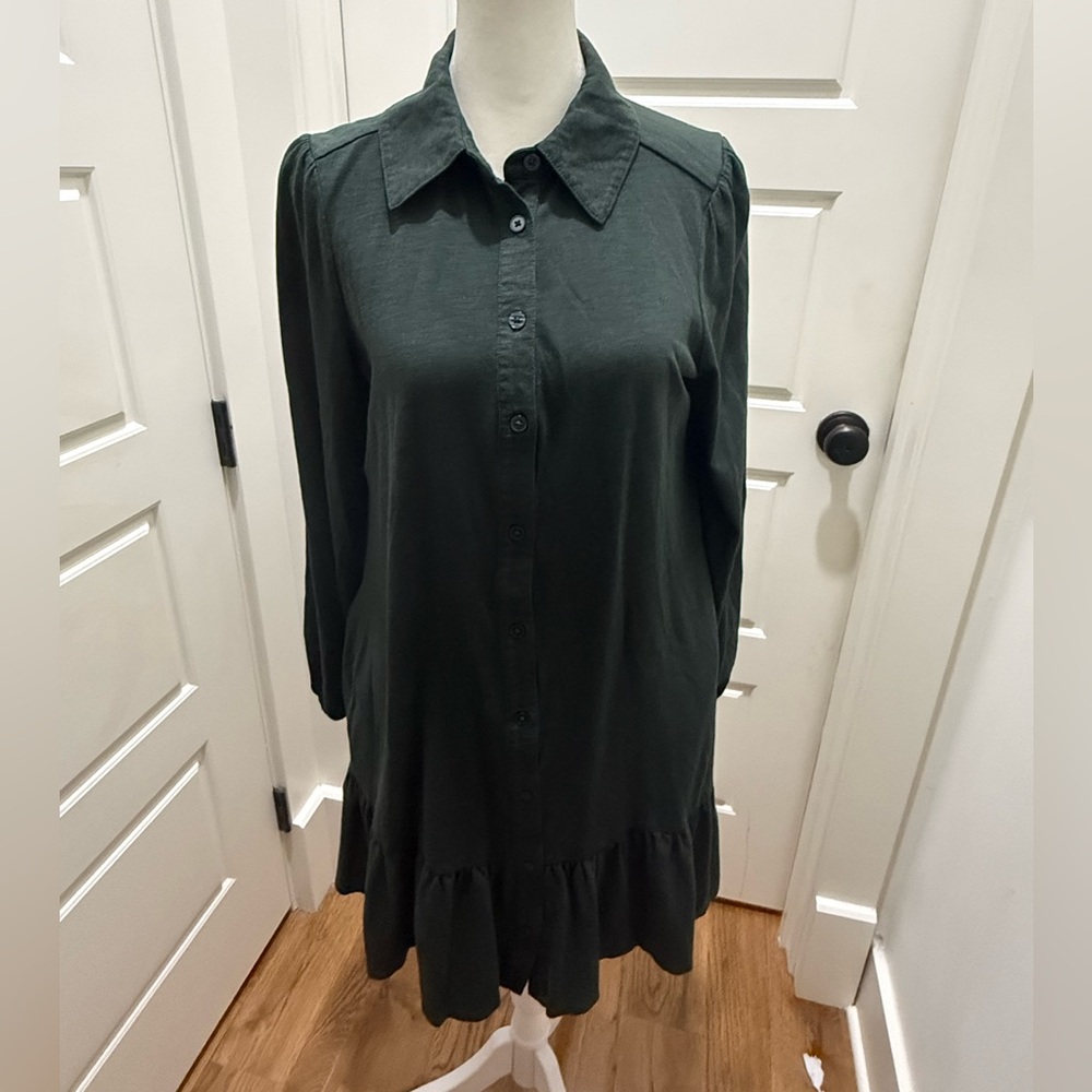 Boden. Ruffle Bottom Tencel Shirt Dress.  Forest Green. Size 6.
